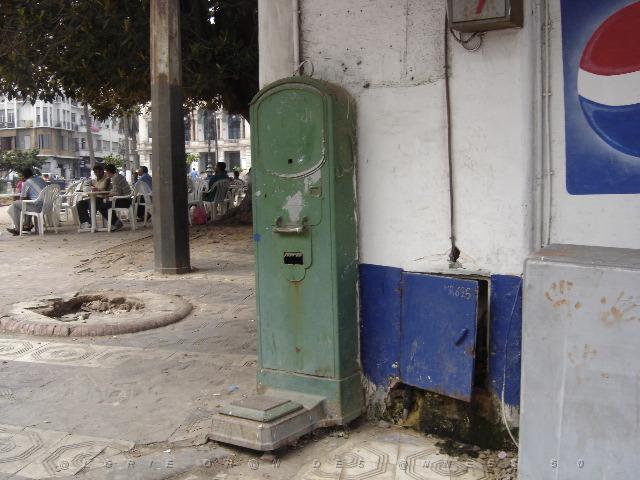 ORAN SEPTEMBRE 2006 AUTOUR DE LA MAIRIE 04.jpg